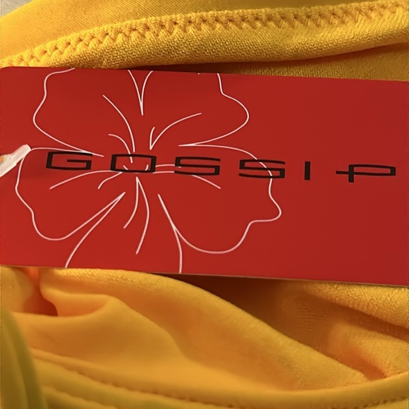 Gossip Yellow Underwire Bikini Top Size Medium (Tiny!) NWT #103123 - Picture 8 of 11